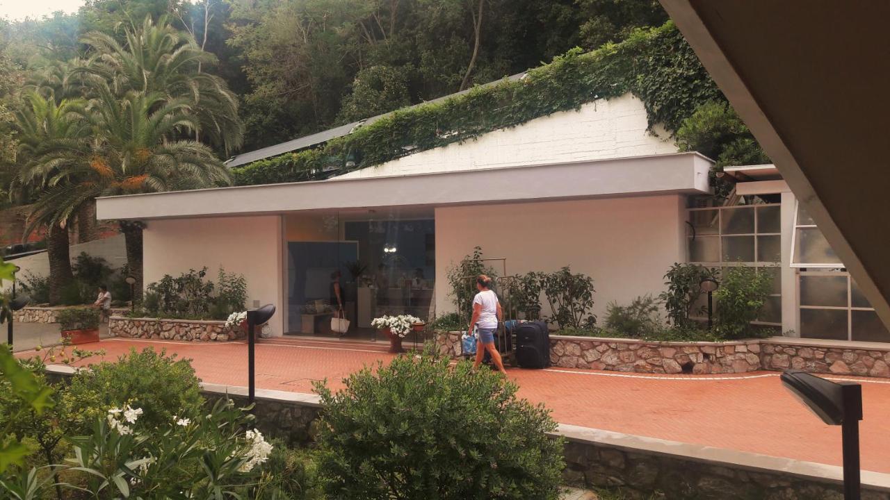 Residence Napoleon Procchio  Exterior foto